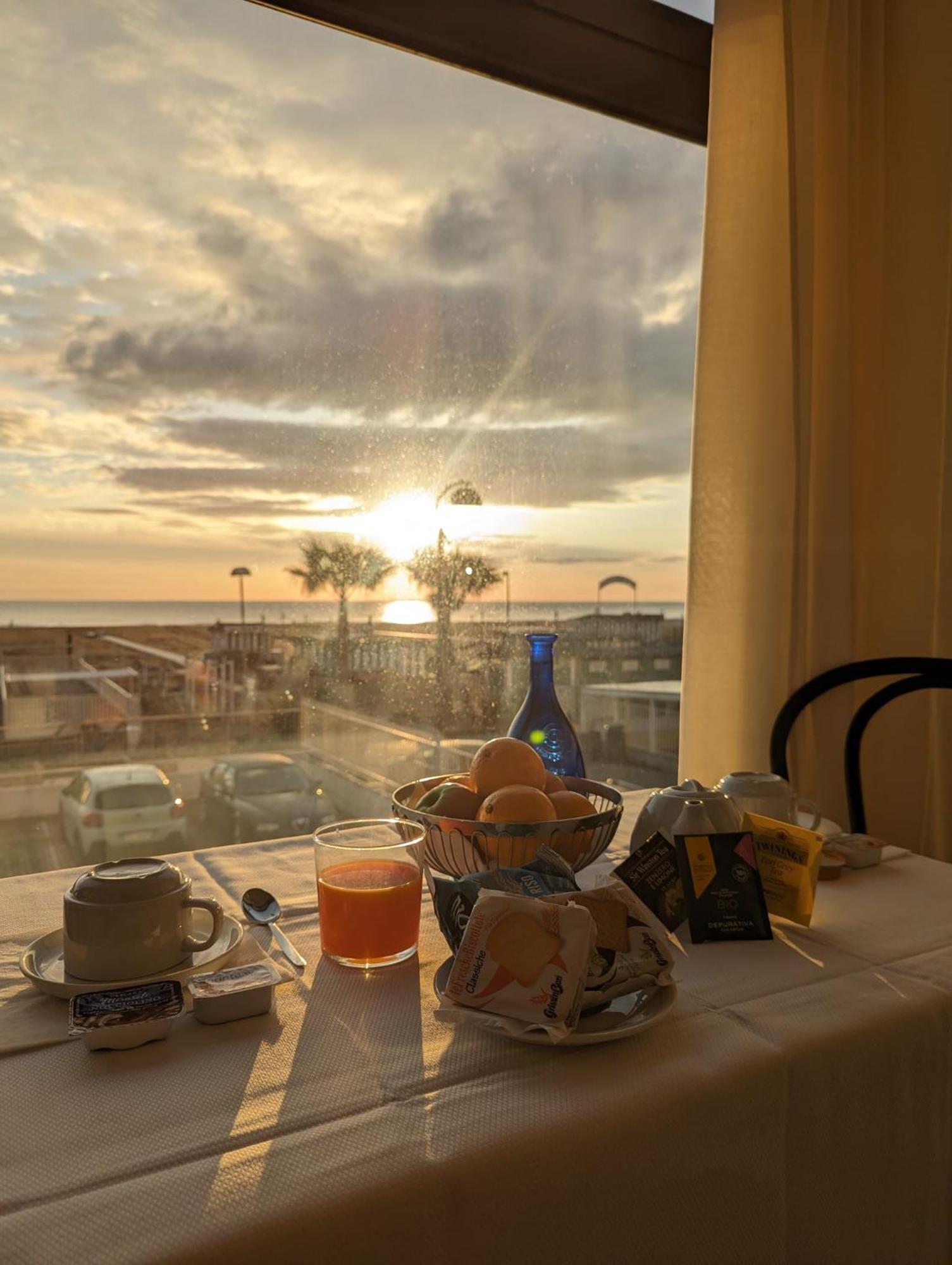 Grand Meeting Hotel Rimini Extérieur photo